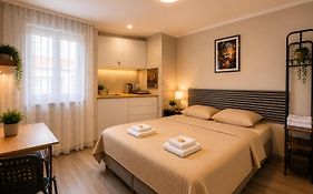 Modern Living Apartment Hotel